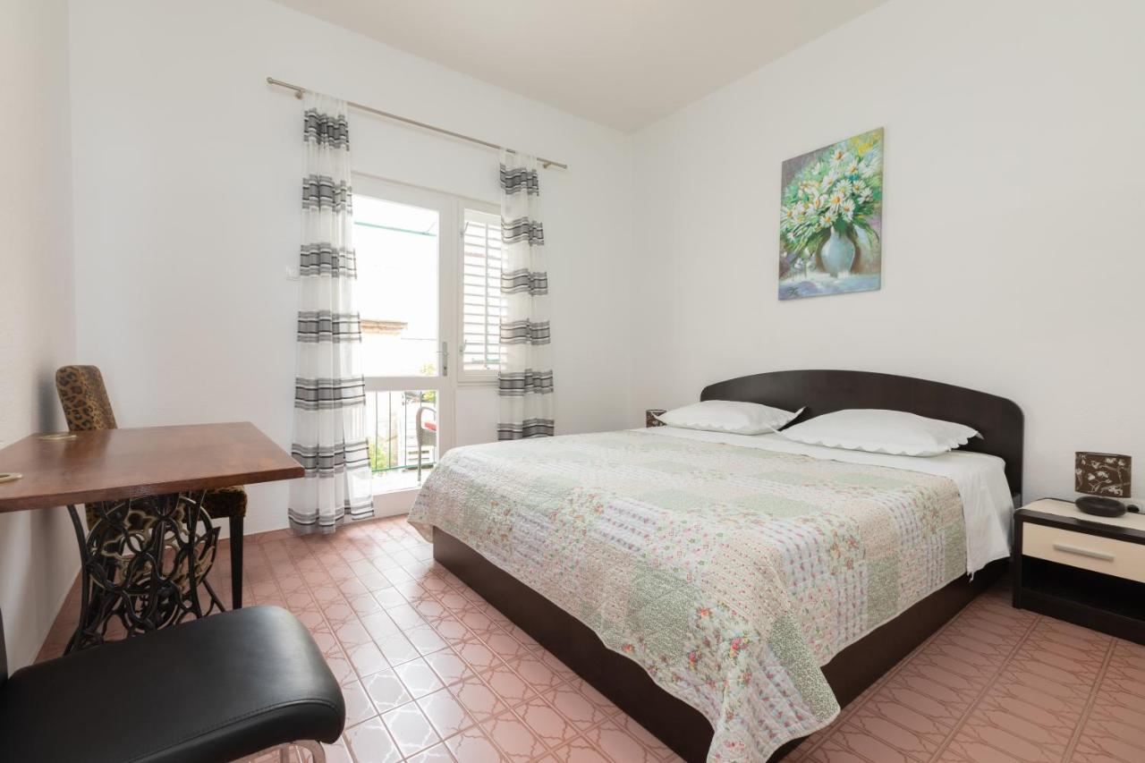 Beach Apartment Estelle Podgora Eksteriør billede